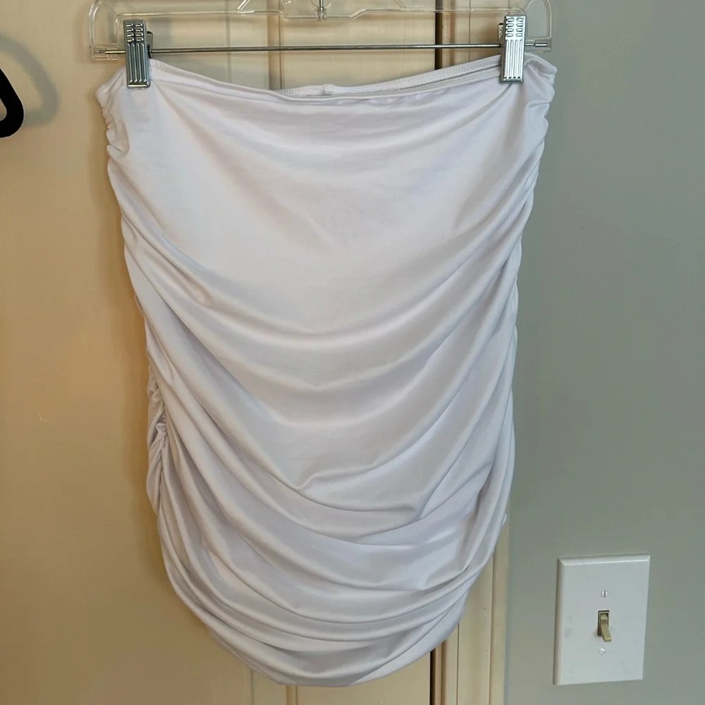 White two piece matching set dress - Picture 3 of 10